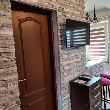 Centrum Lux Apartment Ni Esterno foto
